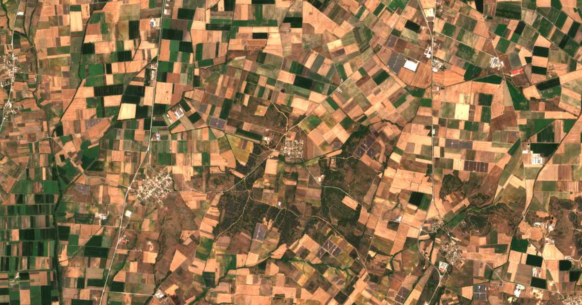 Carte satellite de Gkióna
