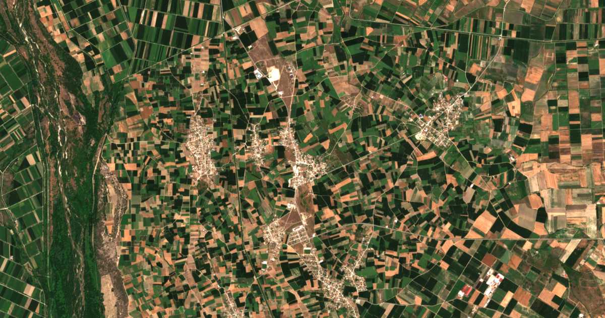 Carte satellite de Éflalo