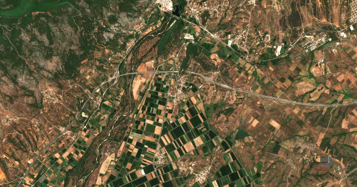 Carte satellite de Thalassiá