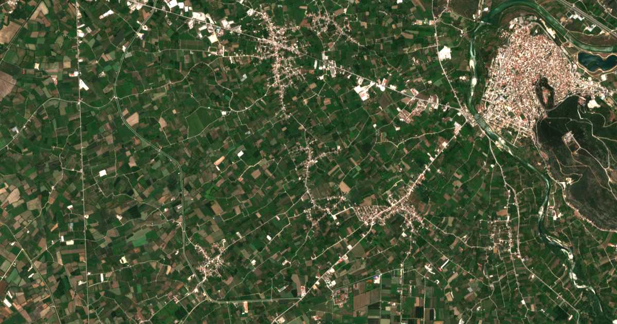 Carte satellite de Kirkizátes