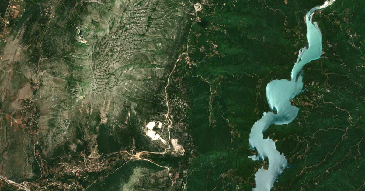 Carte satellite de Platánia
