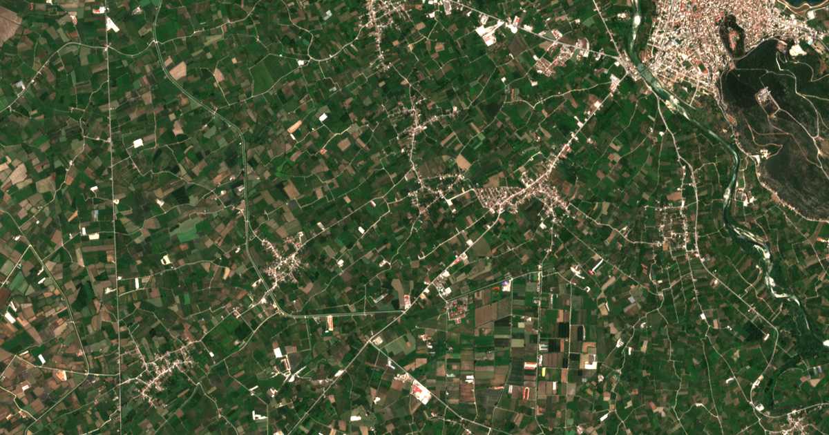 Carte satellite de Plisií
