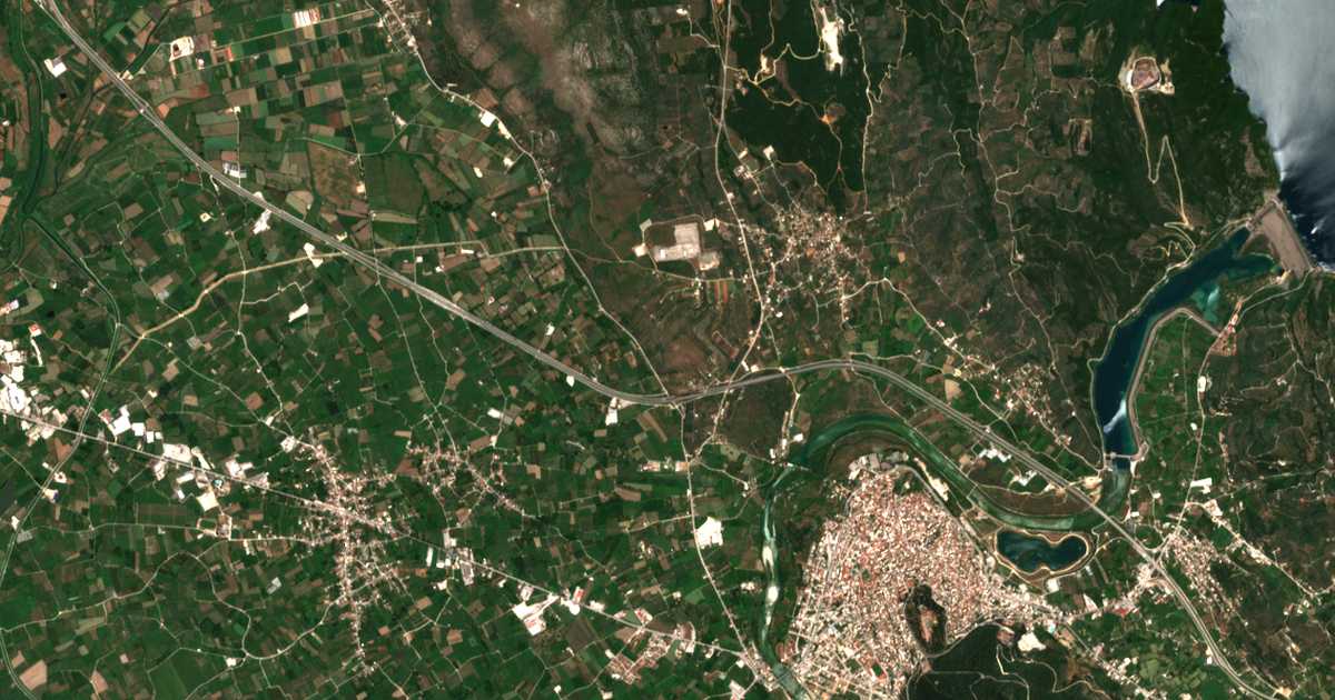 Carte satellite de Skamniá