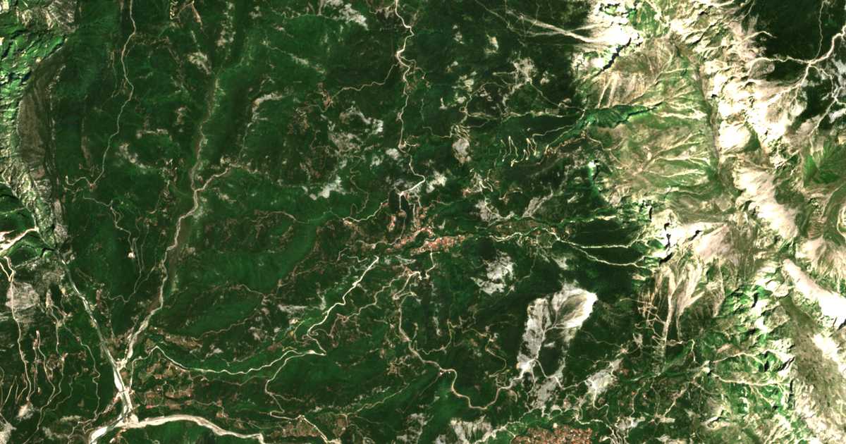 Carte satellite de Ágnanda