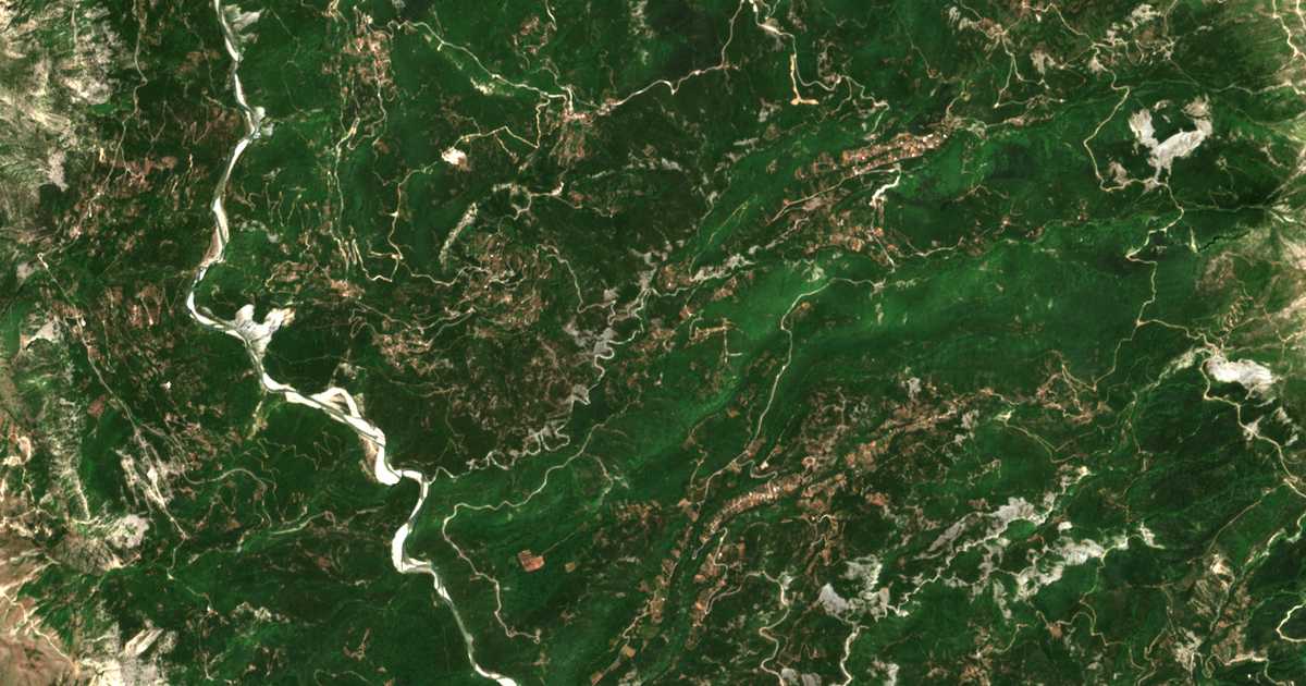 Carte satellite de Makrýkampos