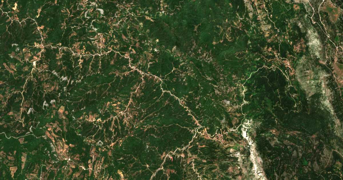 Carte satellite de Perdikorráchi
