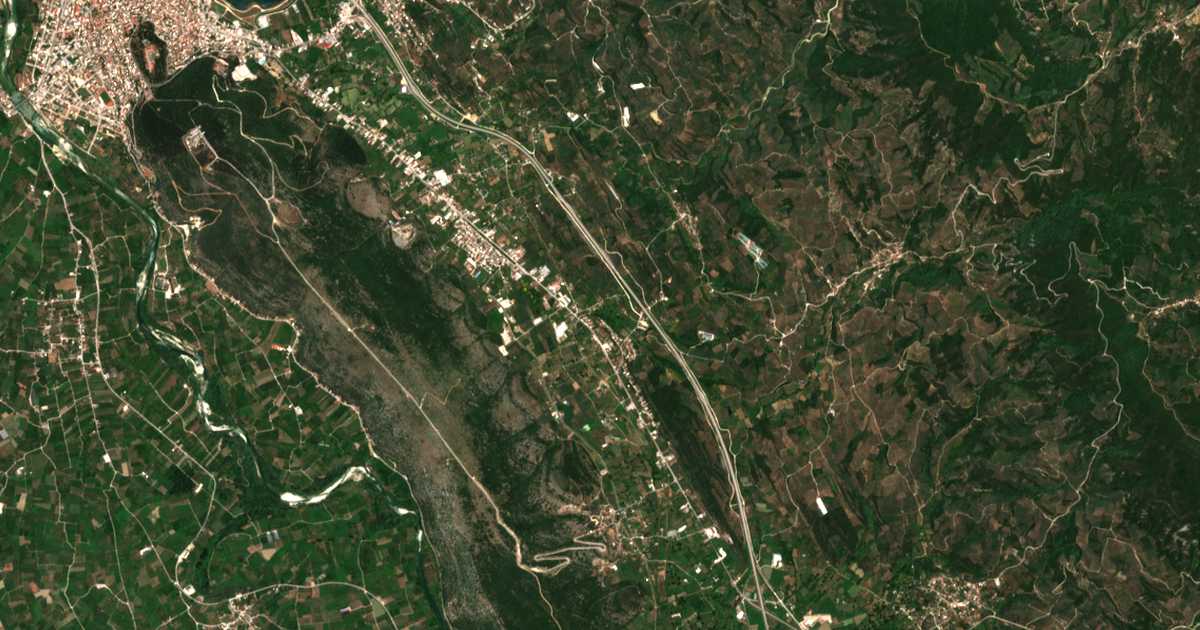 Carte satellite de Amfithéa