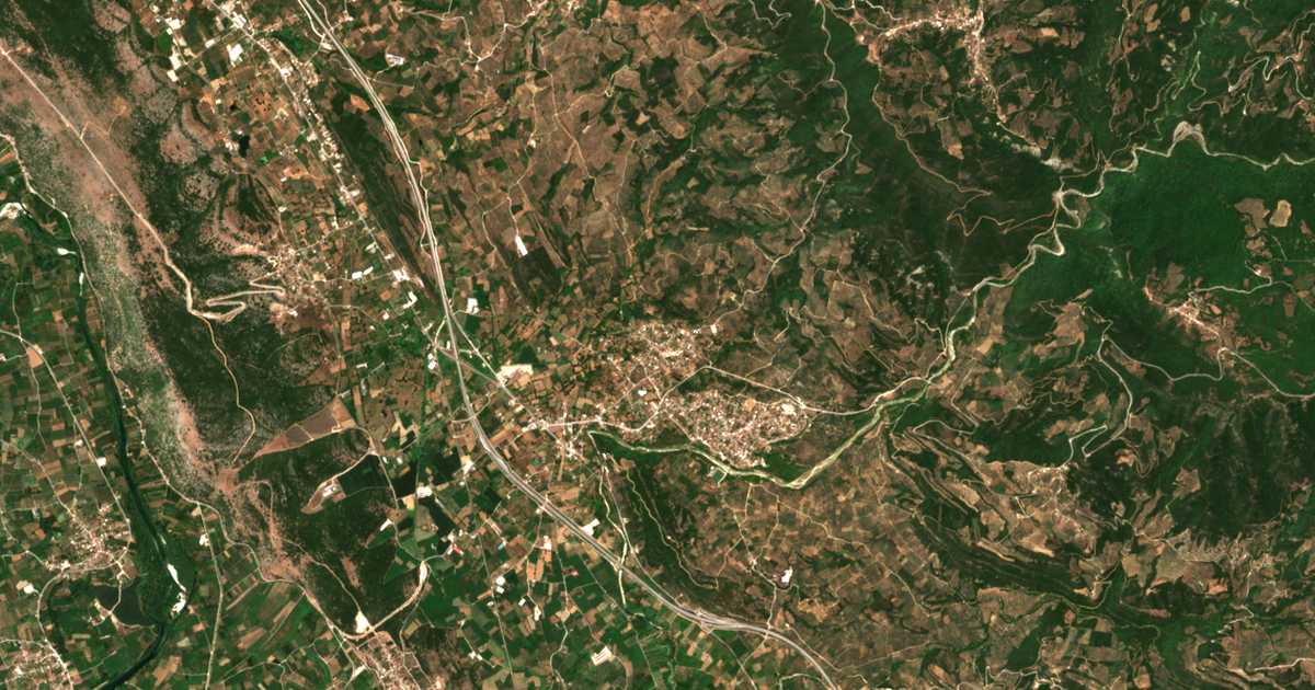 Carte satellite de Selládes