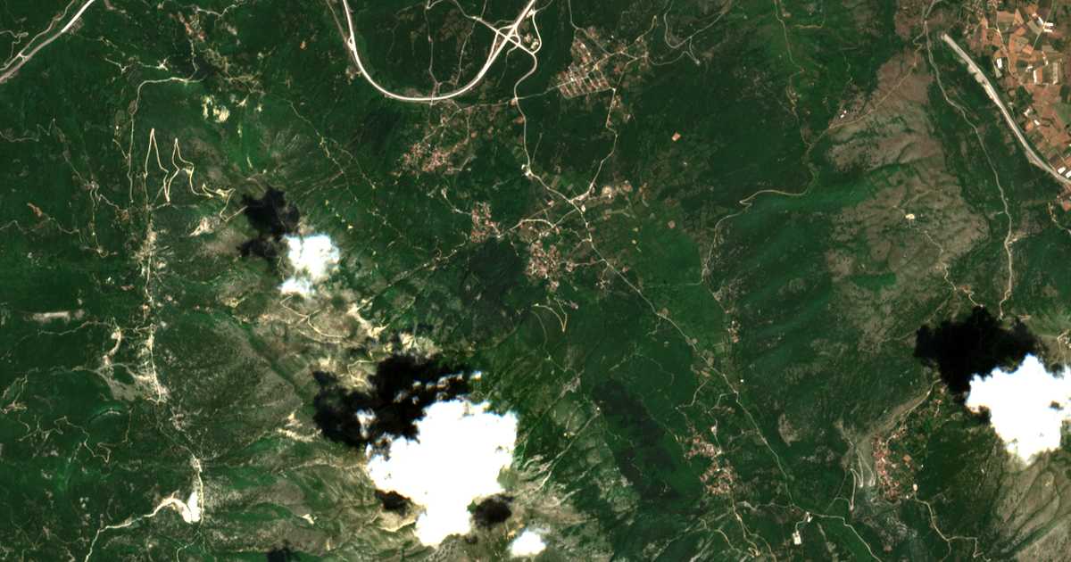 Carte satellite de Manteíon