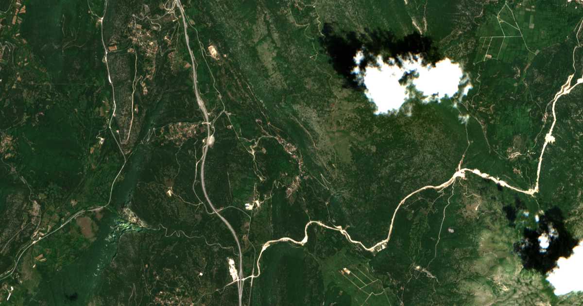 Carte satellite de Pestá