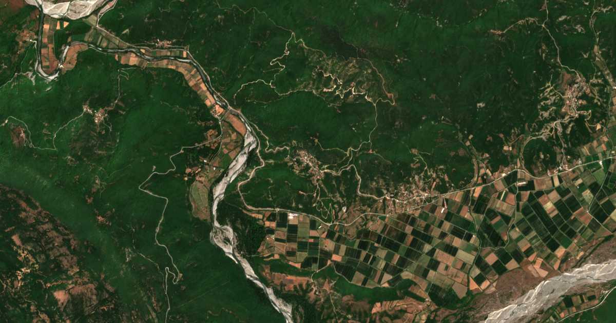 Carte satellite de Aetopétra