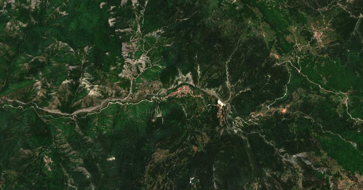 Carte satellite de Agía Paraskeví