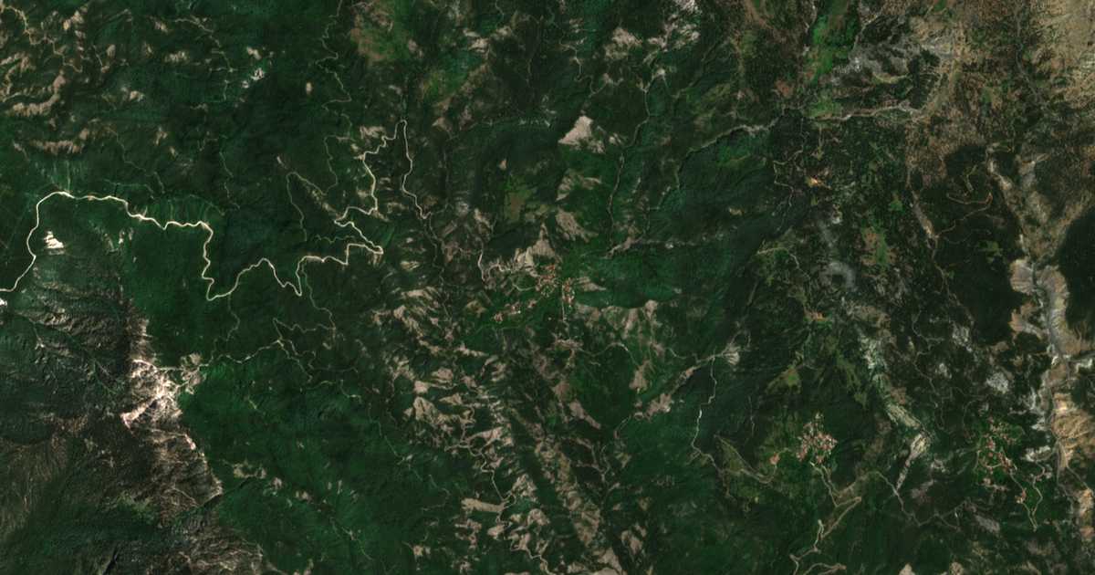 Carte satellite de Eléftheron