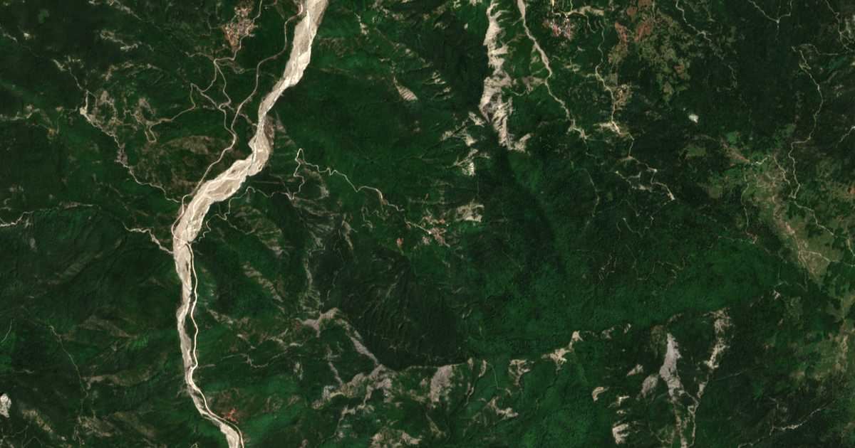 Carte satellite de Kastániani