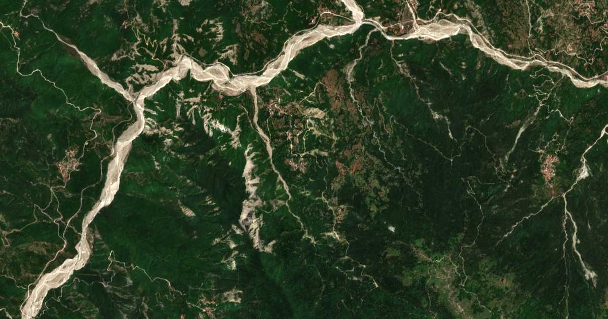 Carte satellite de Lagkáda