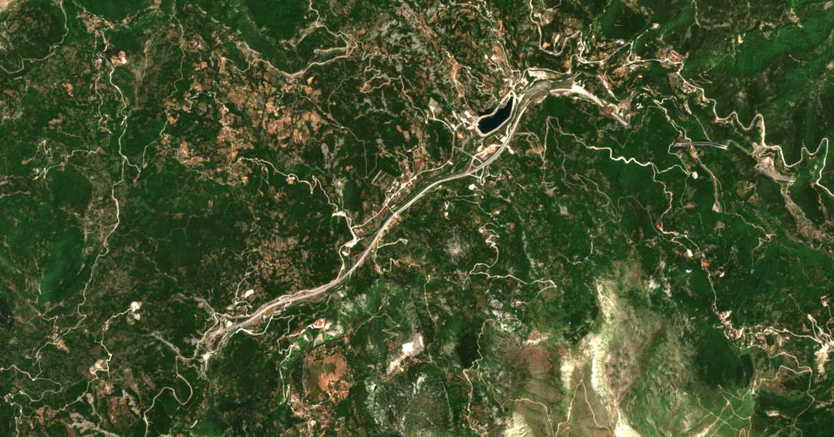 Carte satellite de Tampoúria