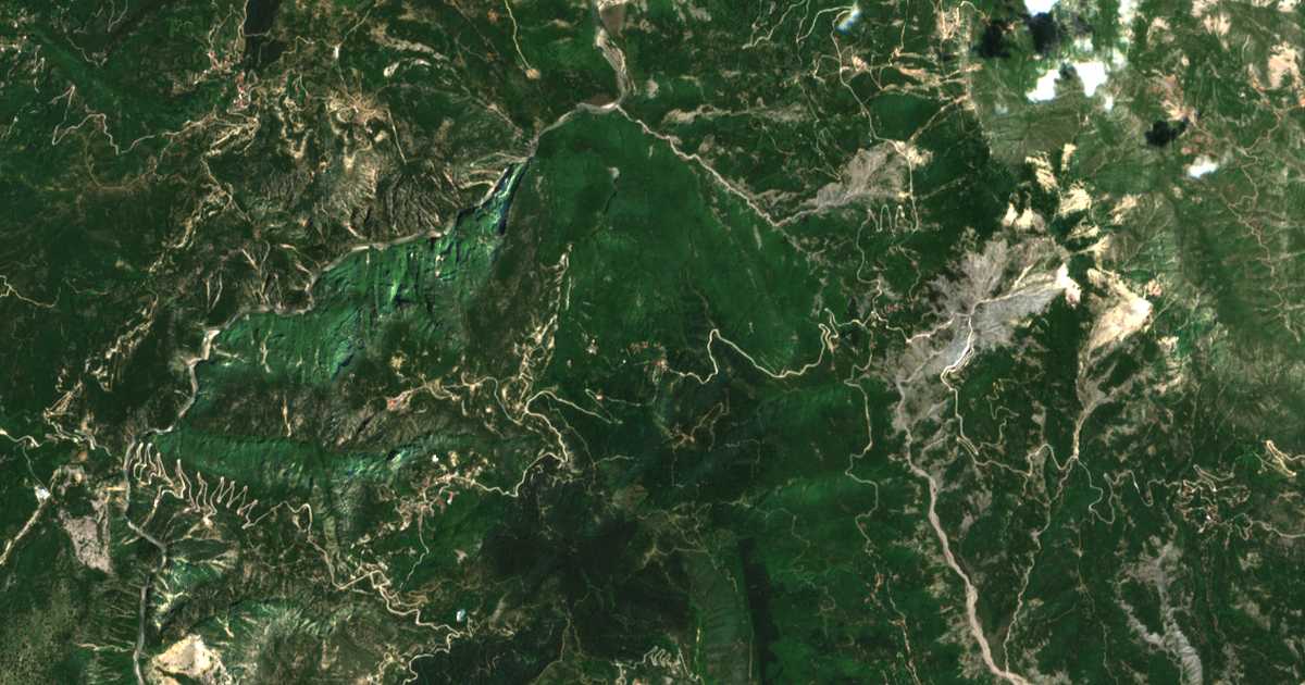 Carte satellite de Potistiká