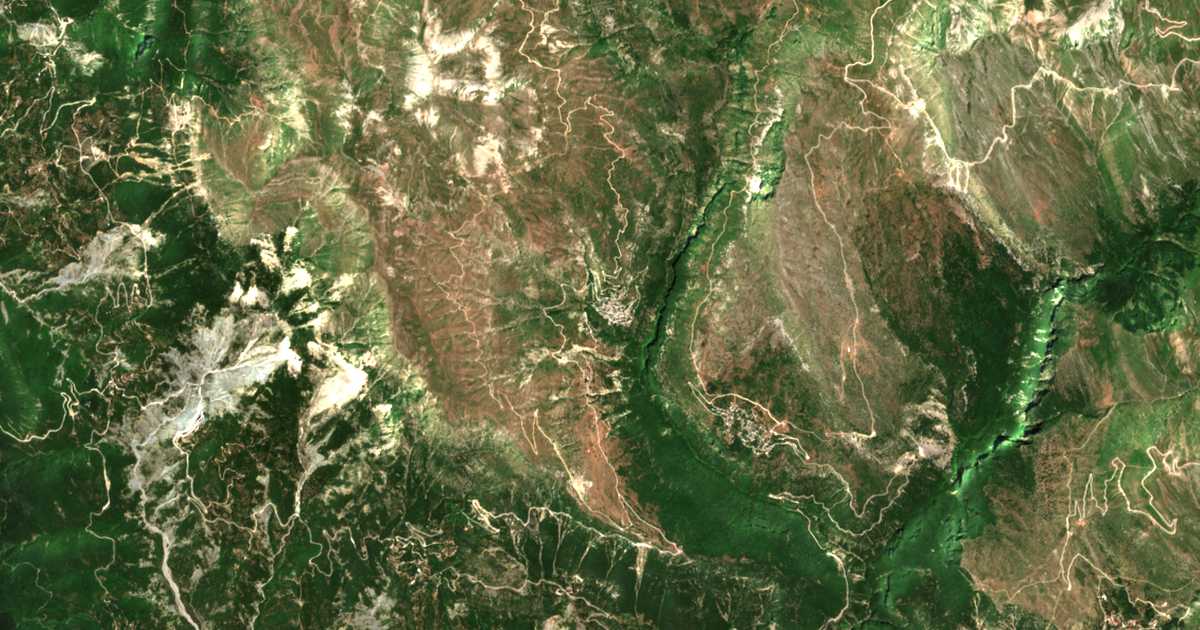 Carte satellite de Syrráko