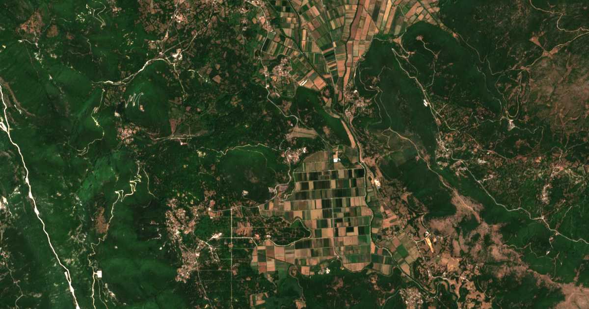 Carte satellite de Aretí