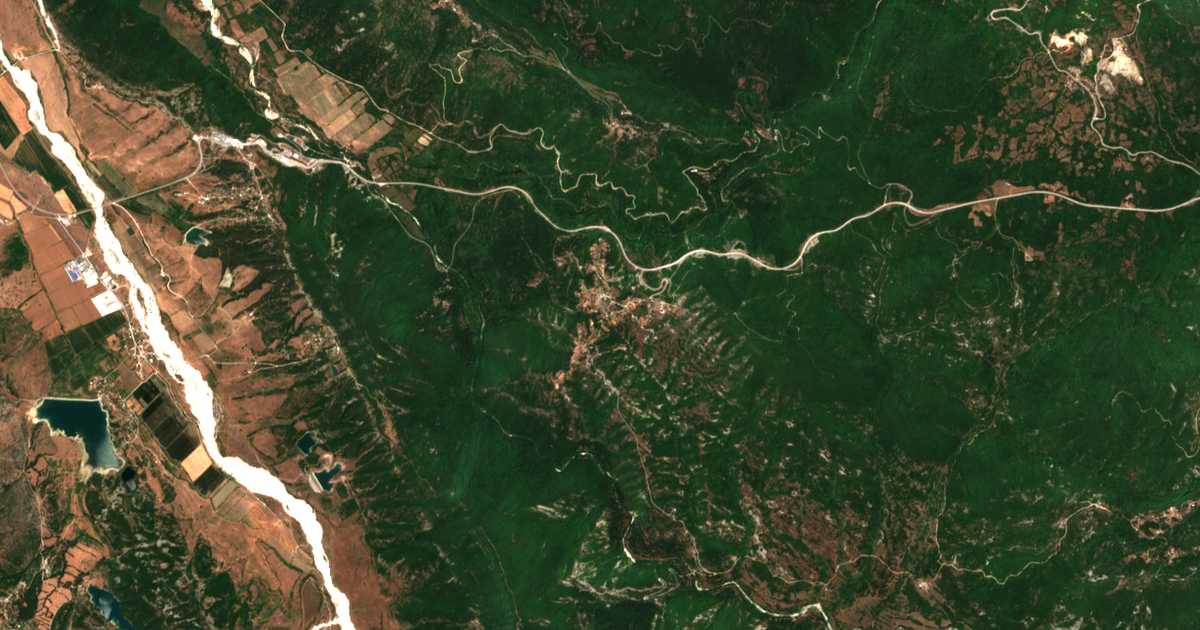 Carte satellite de Zaravína