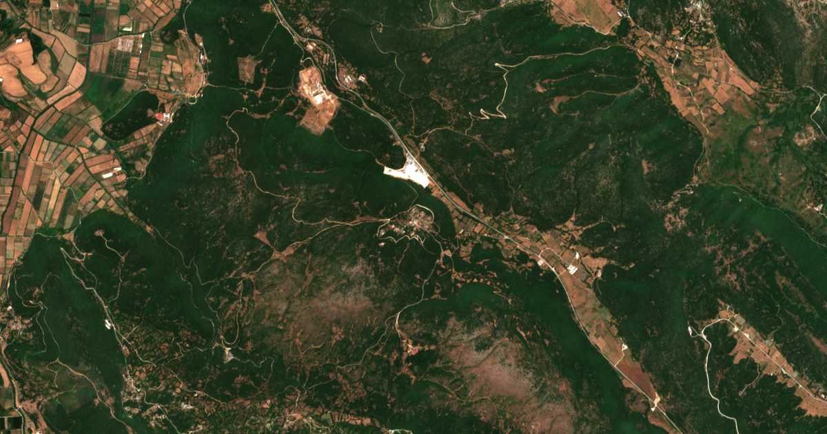 Carte satellite de Negrádes