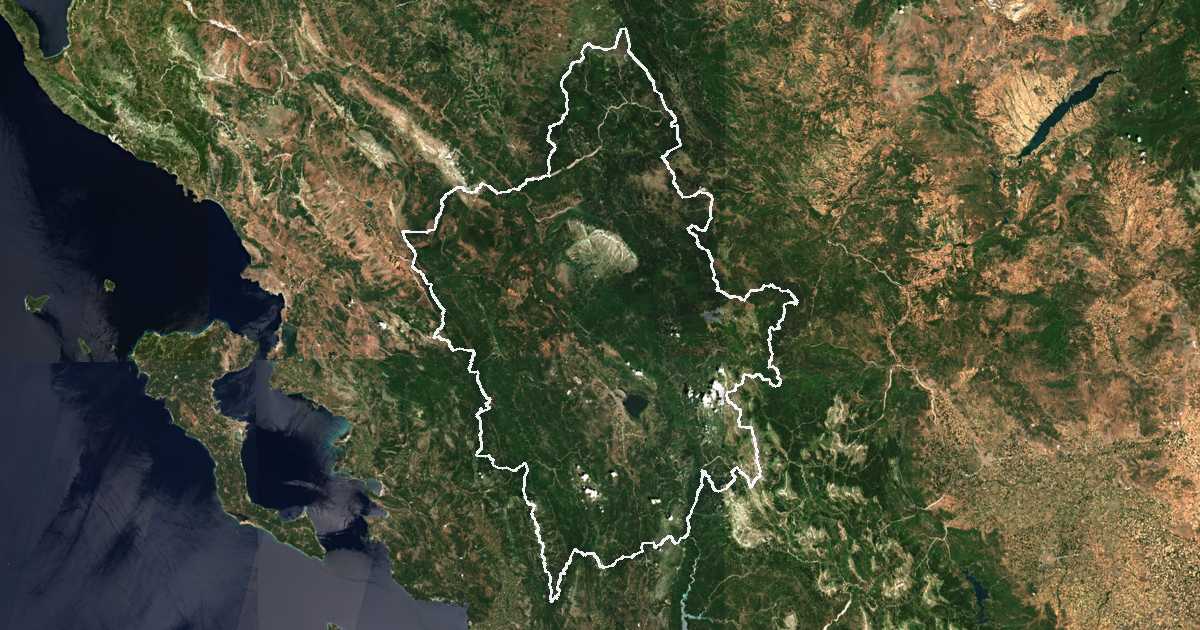 Image satellite avec la limite tracée: Ioánnina