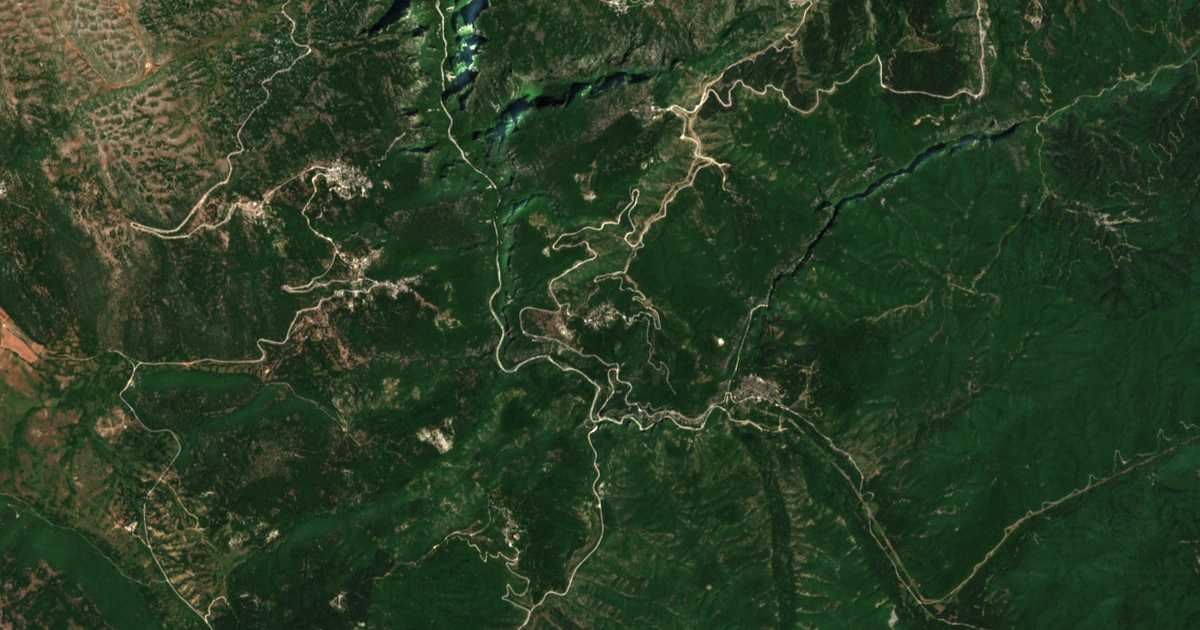 Carte satellite de Koukoúli