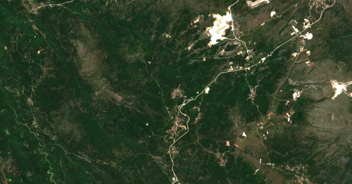 Carte satellite de Anárgyroi
