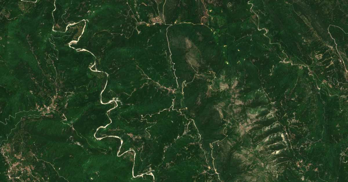 Carte satellite de Chínka