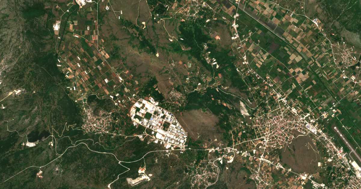Carte satellite de Méga Gardíkion