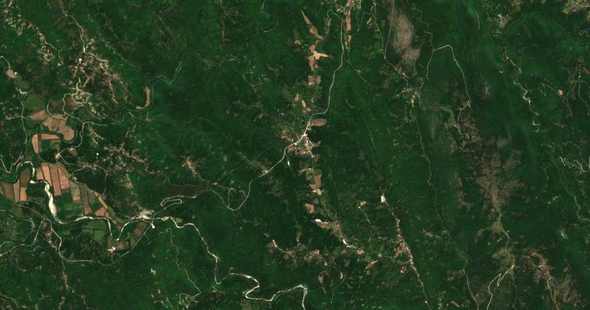 Carte satellite de Voutsarás