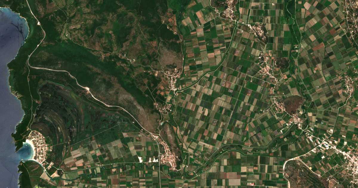 Carte satellite de Díkorfon