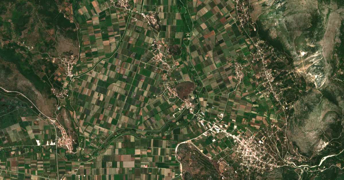Carte satellite de Kastríon