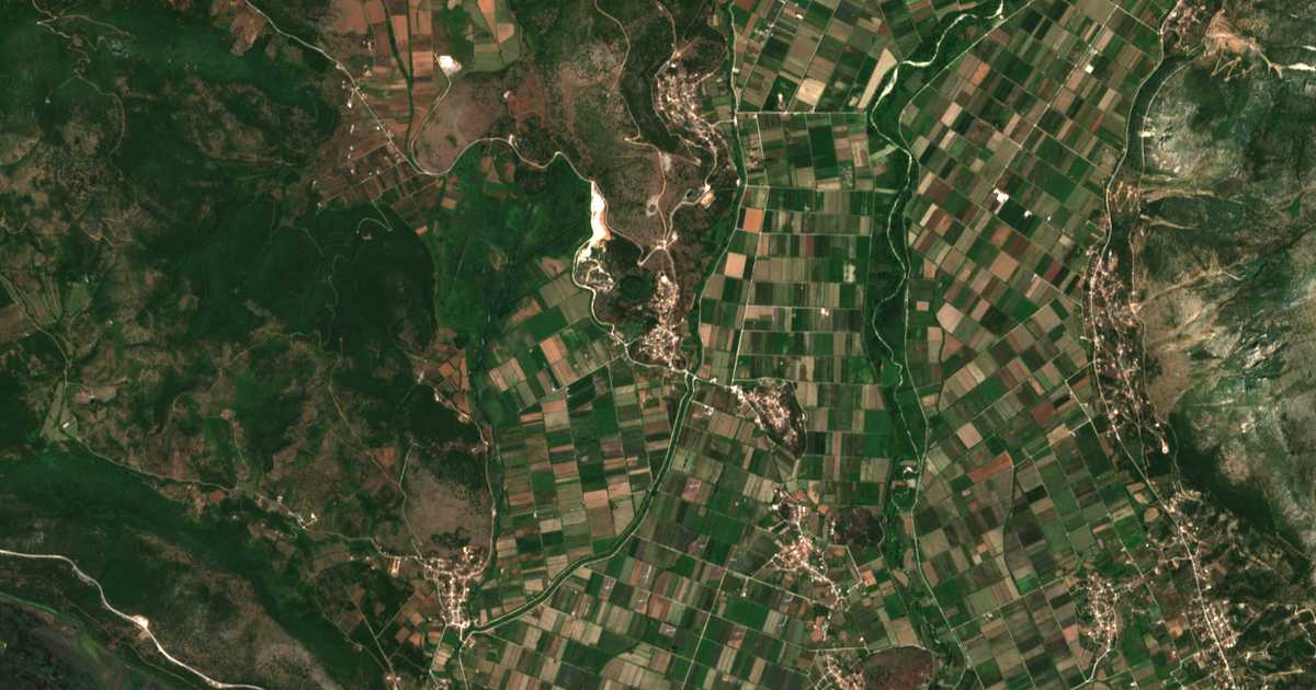 Carte satellite de Koróni