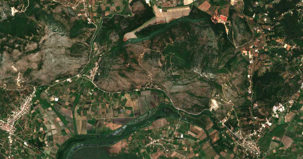 Carte satellite de Iliovoúnion