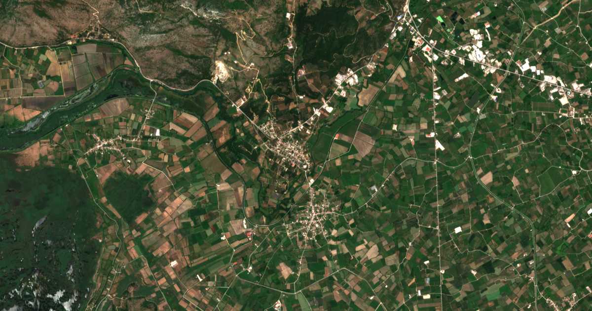 Carte satellite de Néa Kerasoús