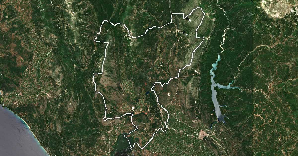 Image satellite avec la limite tracée: Zirós