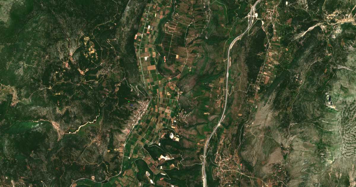 Carte satellite de Vathý