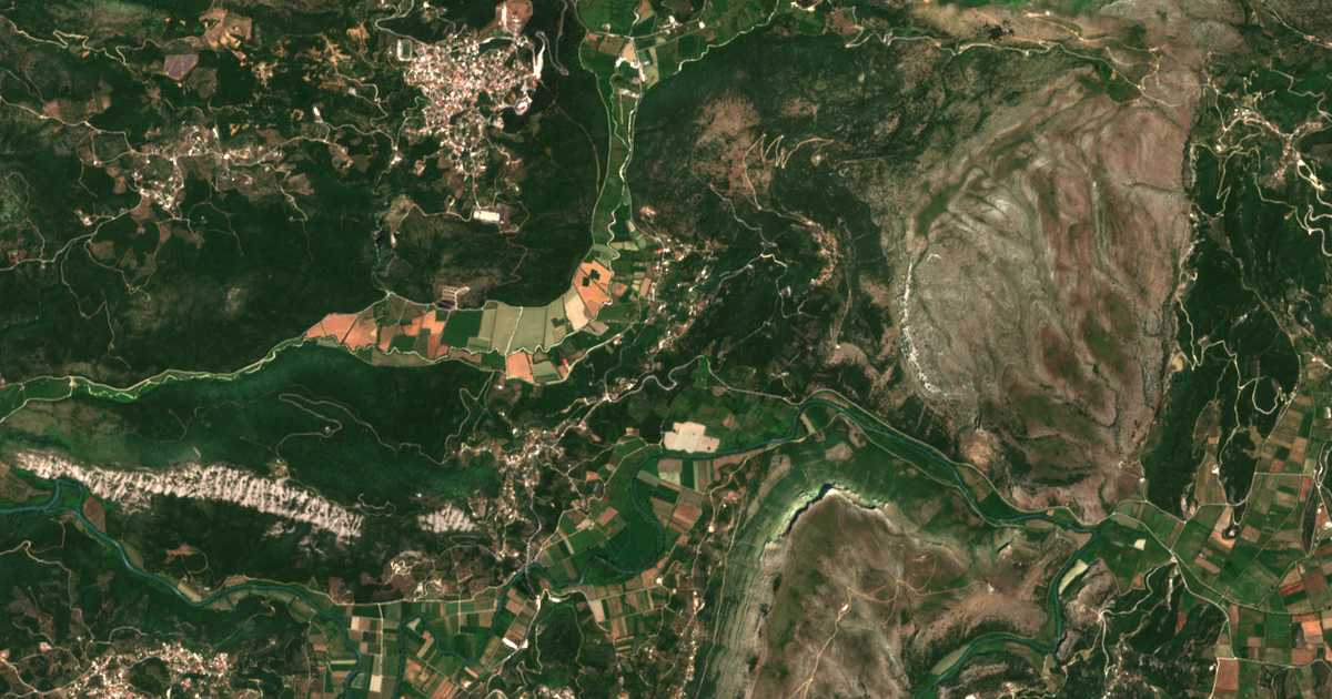 Carte satellite de Elaía