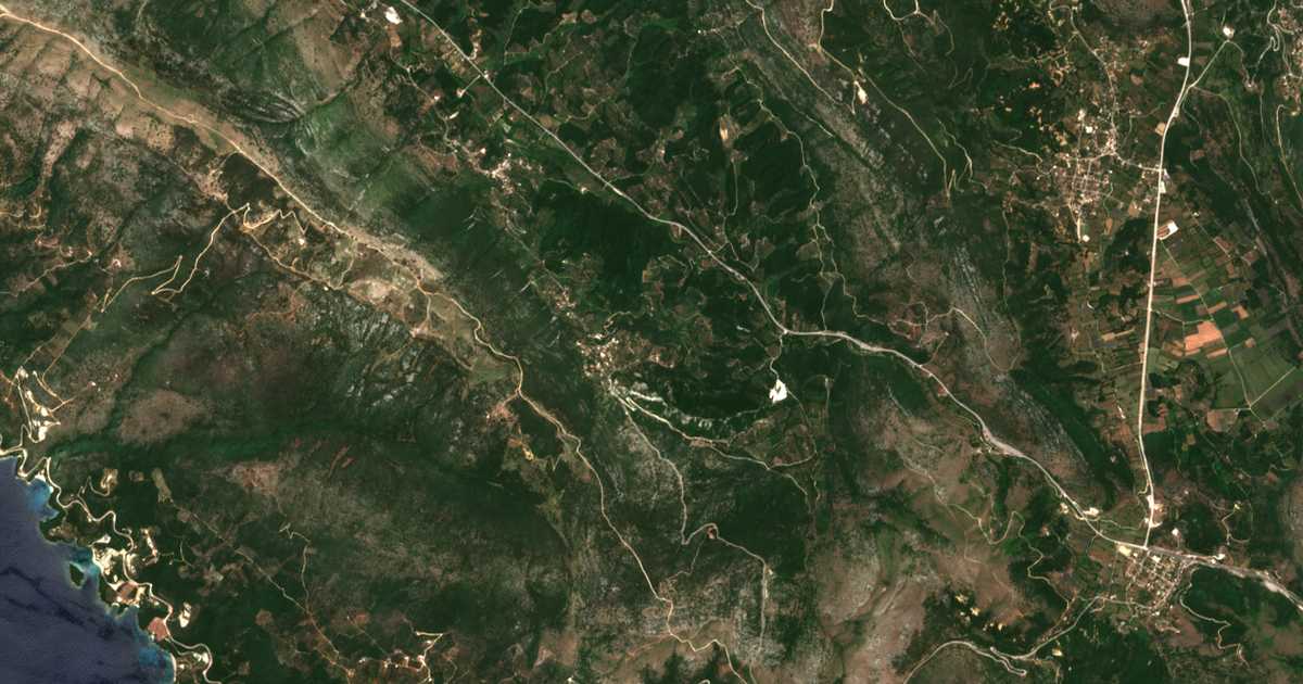 Carte satellite de Polynérion