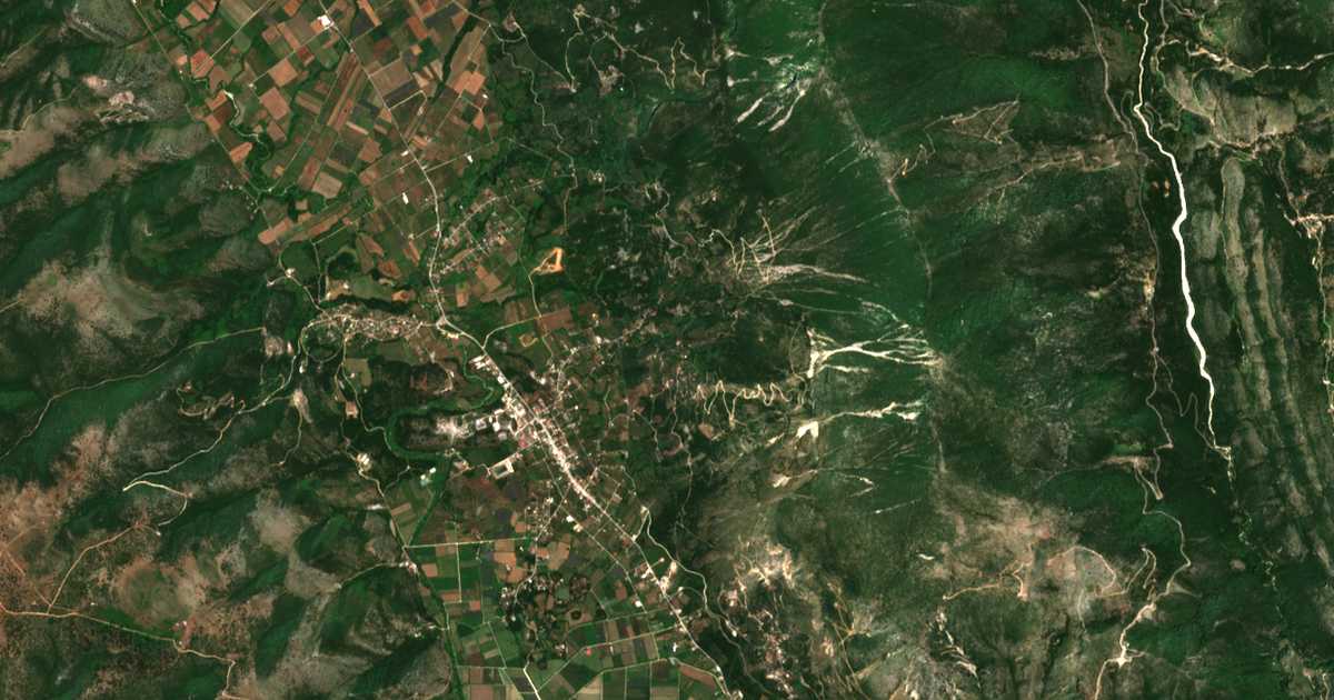 Carte satellite de Gardíkion