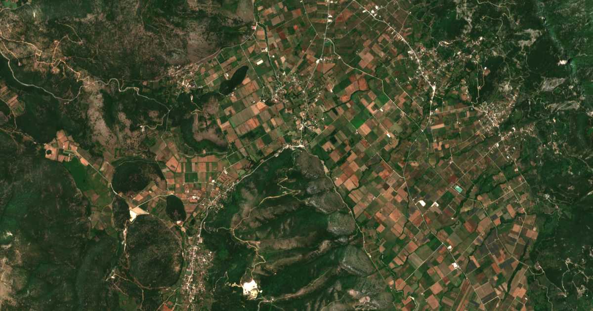Carte satellite de Xirólofos