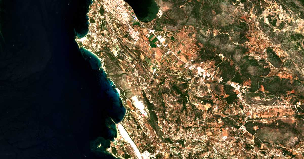 Carte satellite de Kombothekráta