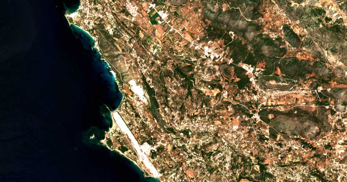 Carte satellite de Menegáta