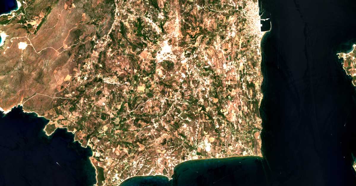 Carte satellite de Mantzavináta