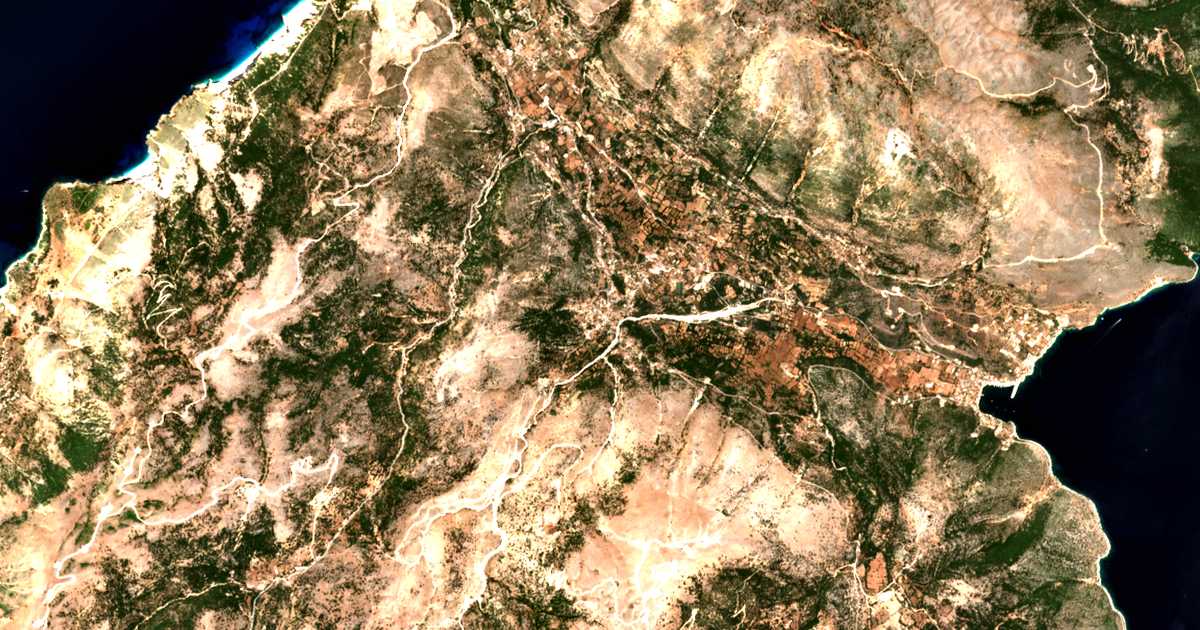 Carte satellite de Makryótika
