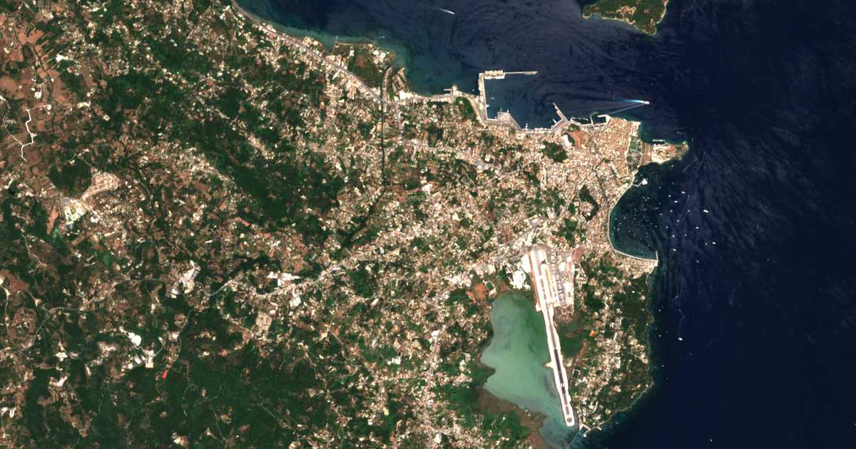 Carte satellite de Alepoú