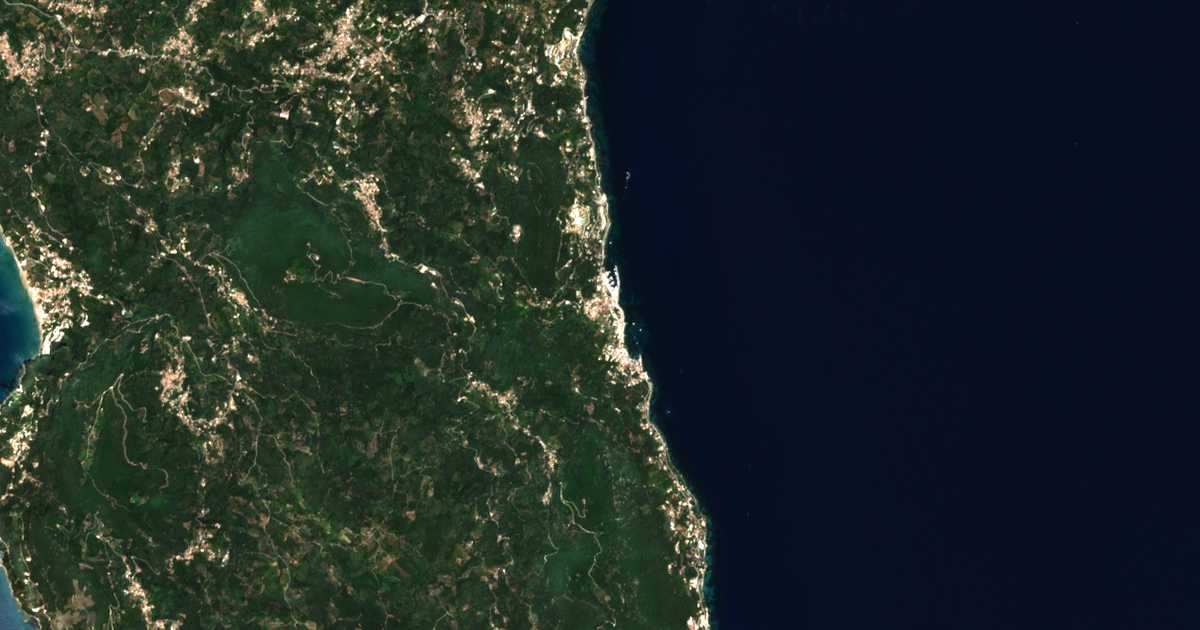 Carte satellite de Benítses