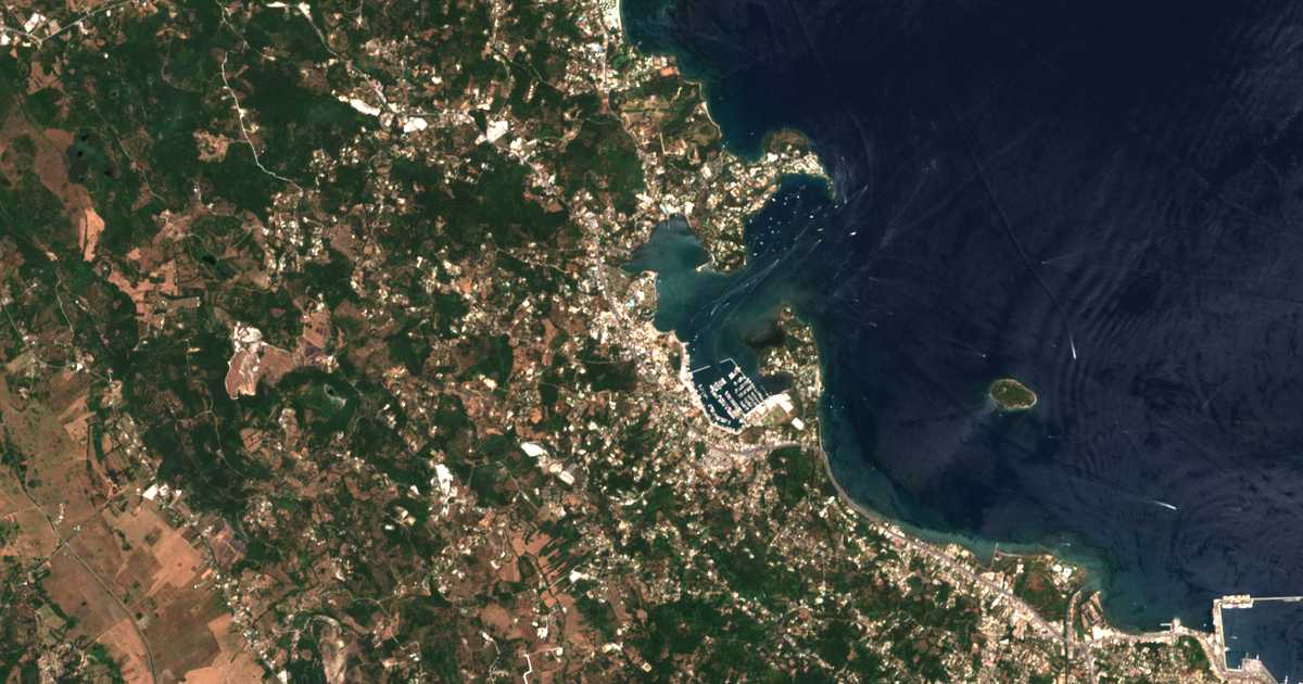 Carte satellite de Gouviá