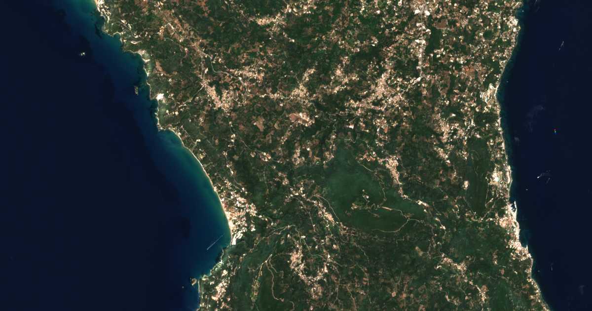 Carte satellite de Kamára